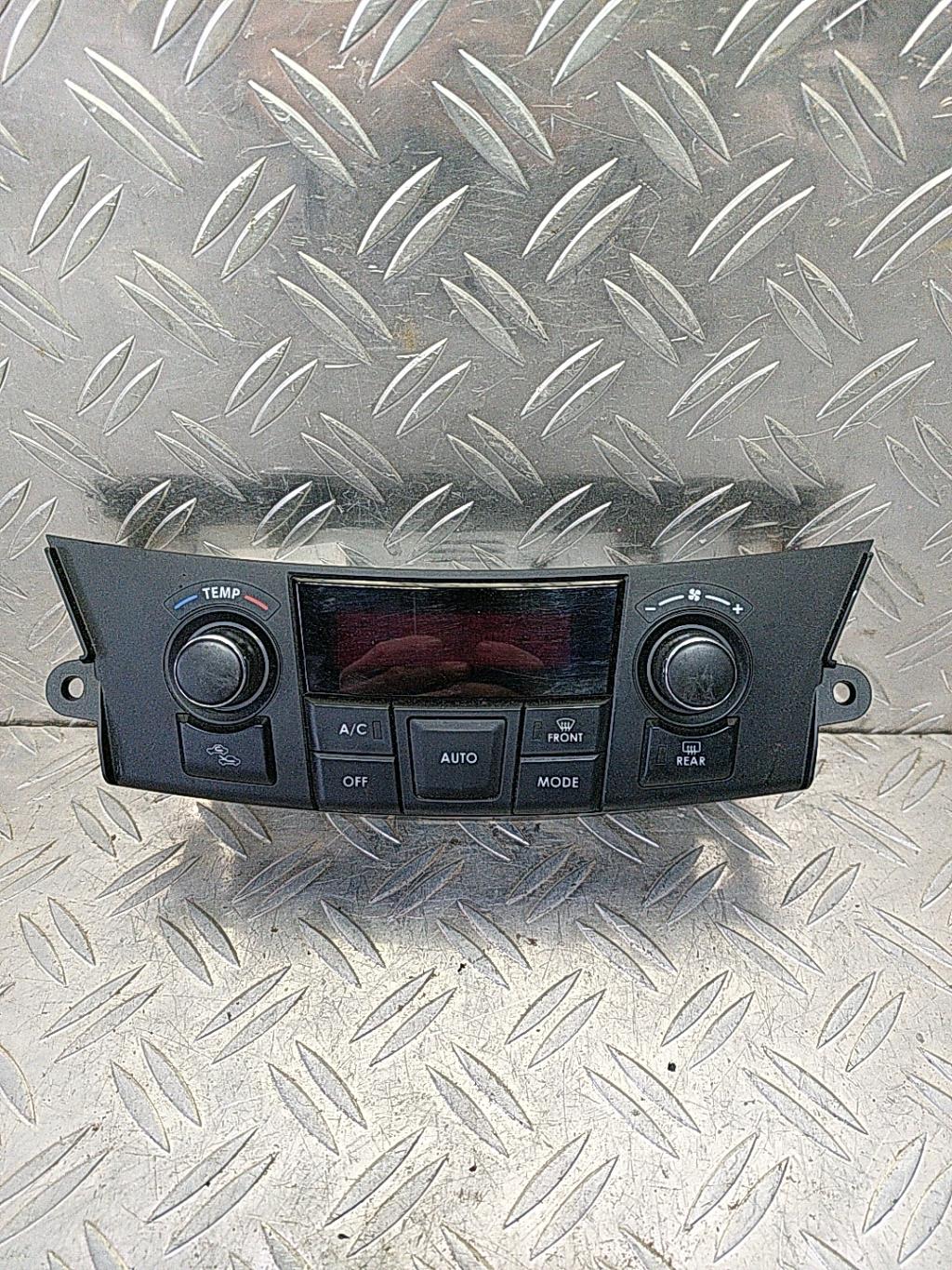 Commande chauffage SUZUKI SWIFT 4 Essence - 1