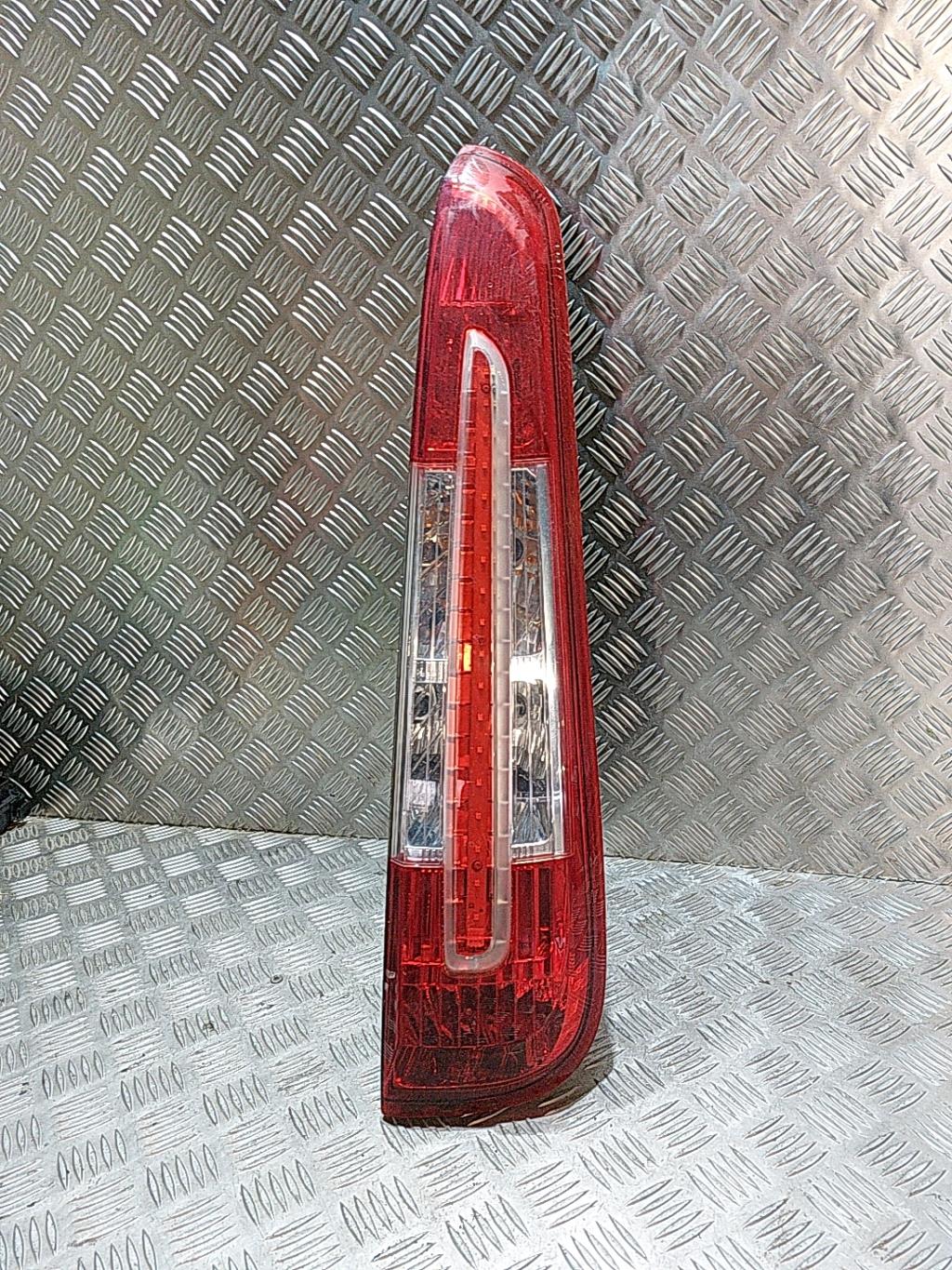 Fanale posteriore principale destro (luci) FORD C-MAX 1 PHASE 2 Diésel - 1