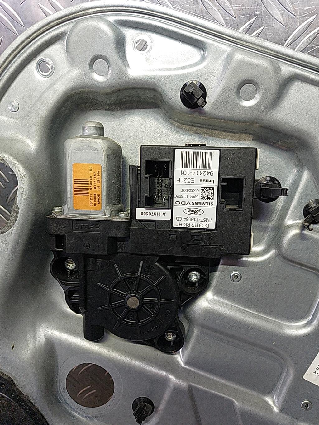 Alzacristalli elettrico posteriore destro FORD C-MAX 1 PHASE 2 Gasolina/Etanol - 1