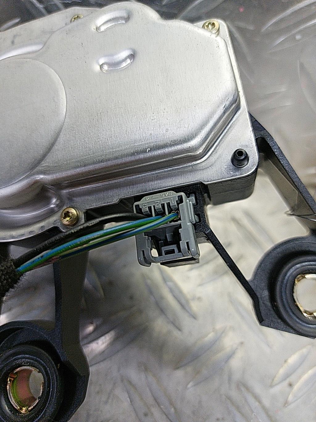 Motore tergicristallo posteriore FORD FIESTA 5 PHASE 1 Gasolina - 1