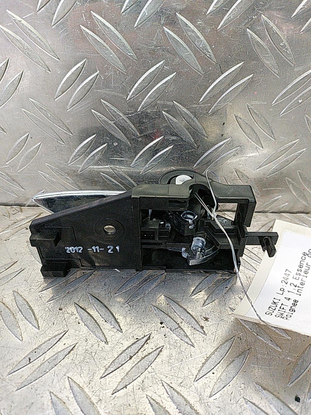 Maniglia interna posteriore sinistra SUZUKI SWIFT 4 Gasolina - 1