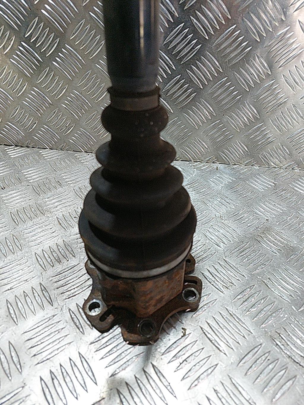 Giunto cardanico albero di trasmissione destro AUDI A4 2 AVANT PHASE 1 BREAK Gasolina - 1