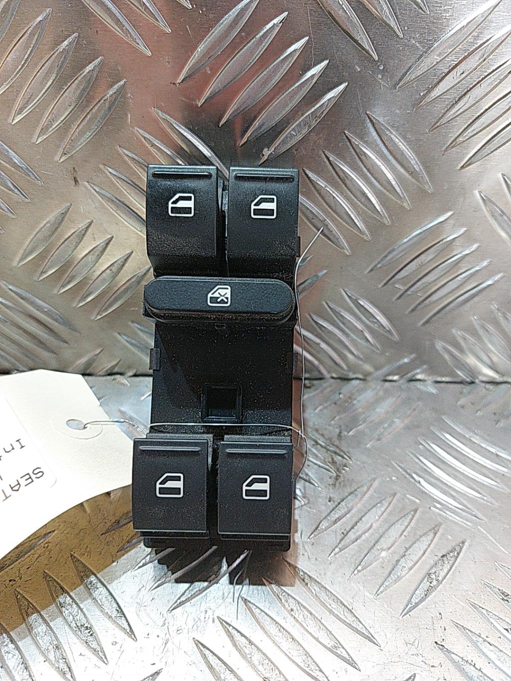 Interruttore lavacristalli posteriore sinistro SEAT IBIZA 4 PHASE 1 Diésel - 1