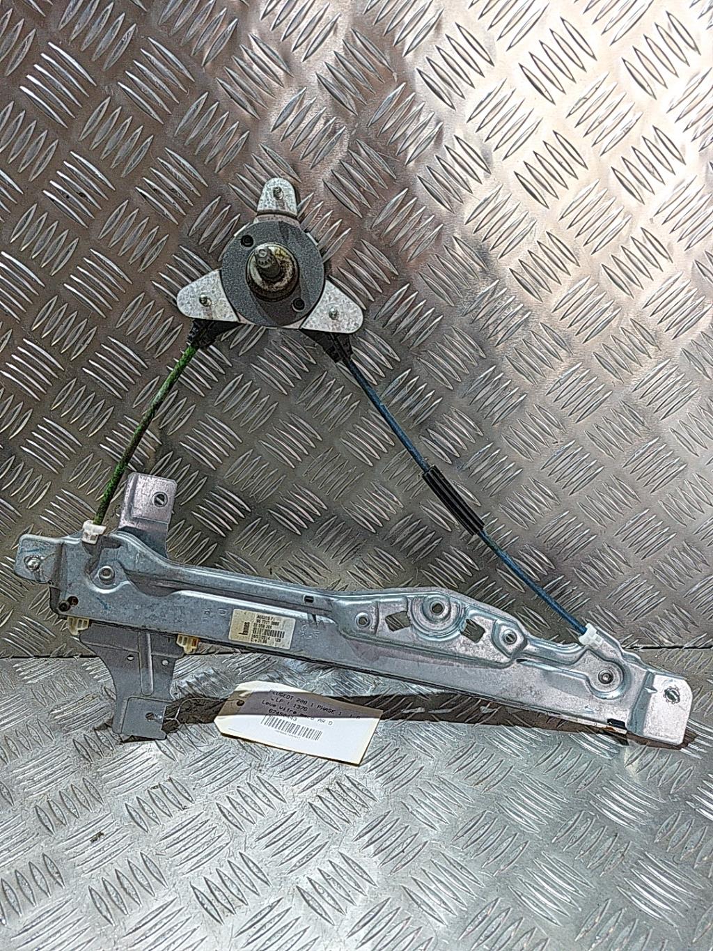Alzacristalli manuale posteriore destro PEUGEOT 208 1 PHASE 1 Diésel - 1