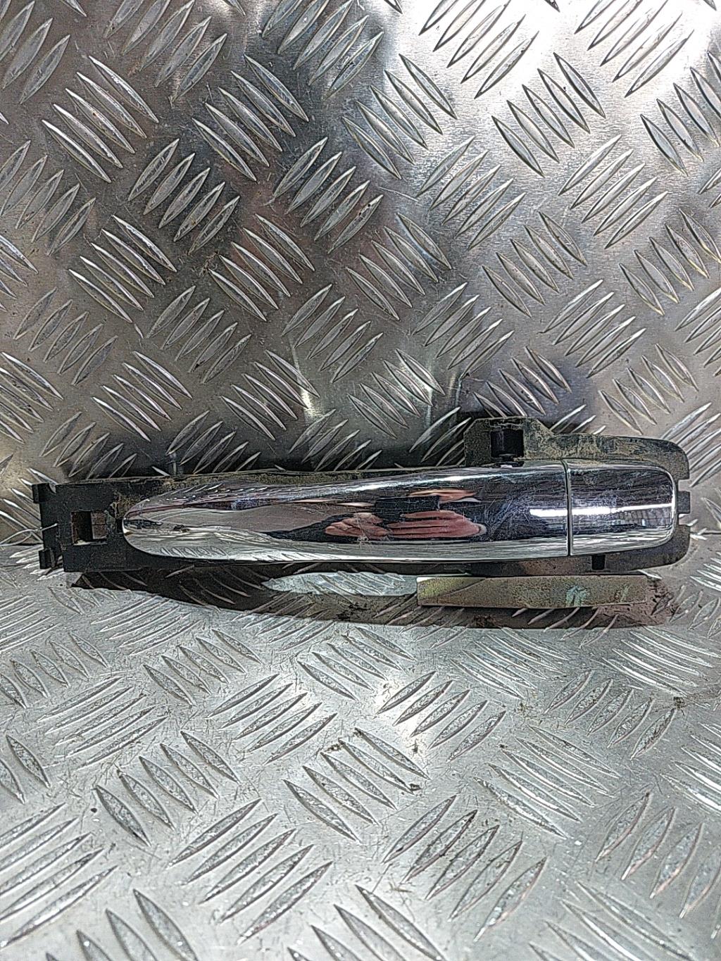 Maniglia portiera posteriore destra NISSAN NAVARA NP300 Diésel - 1