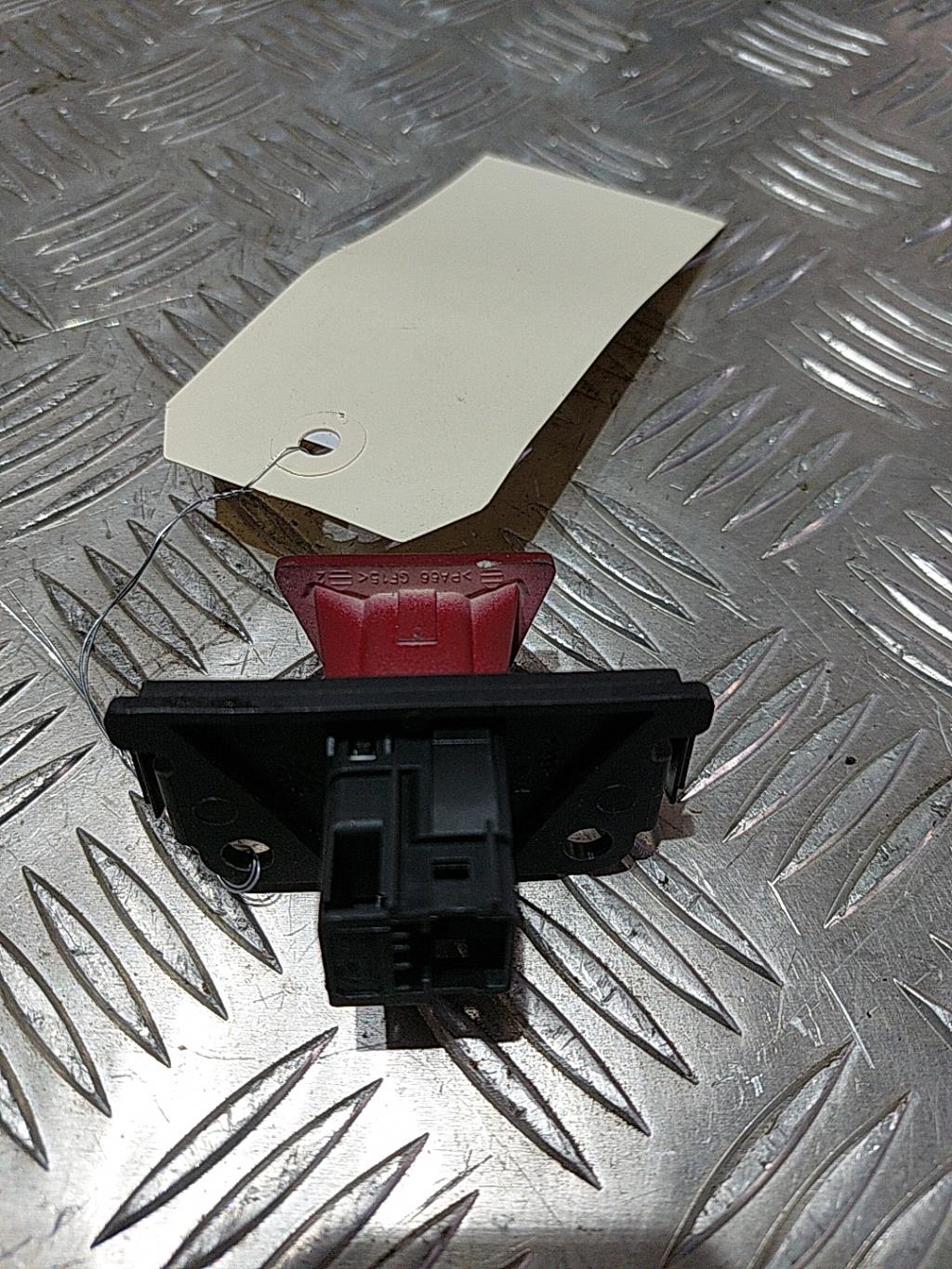 Bouton de warning PEUGEOT 307 PHASE 2 BREAK Diesel - 1