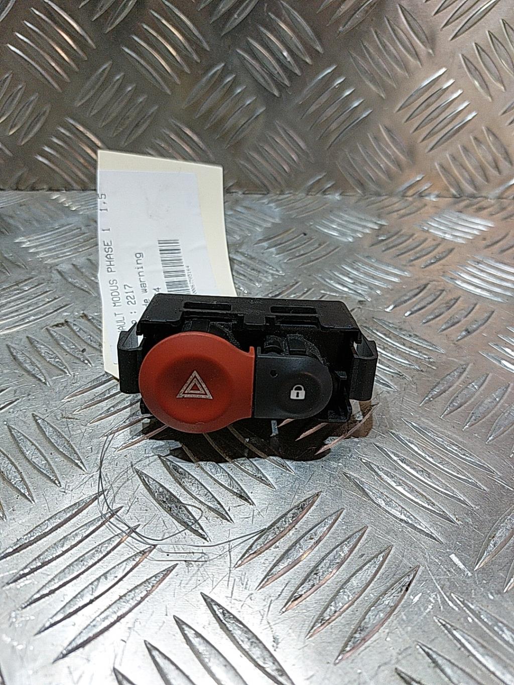 Bouton de warning RENAULT MODUS PHASE 1 Diesel - 1