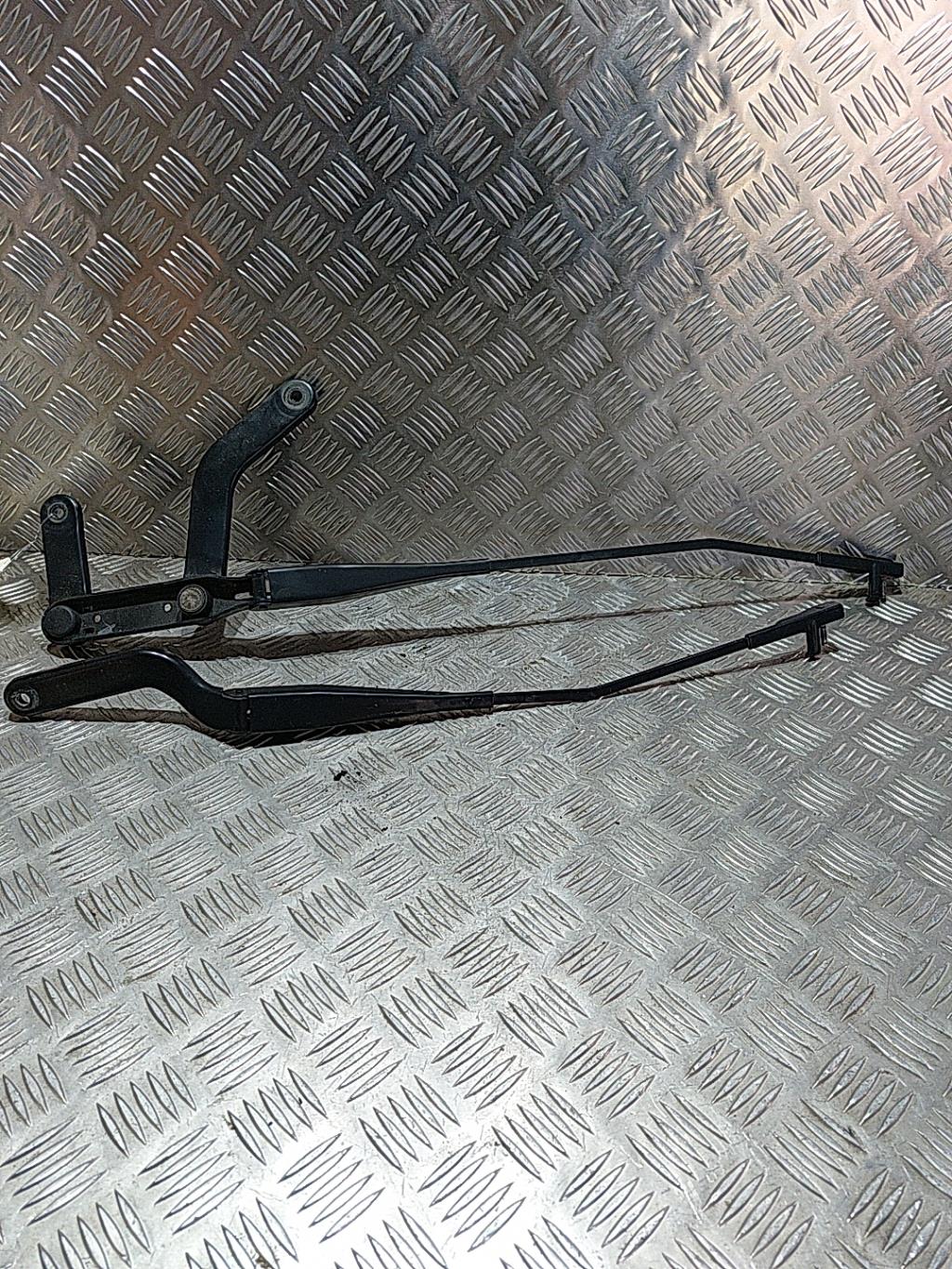Braccio tergicristallo posteriore FORD C-MAX 1 PHASE 1 Diésel - 1