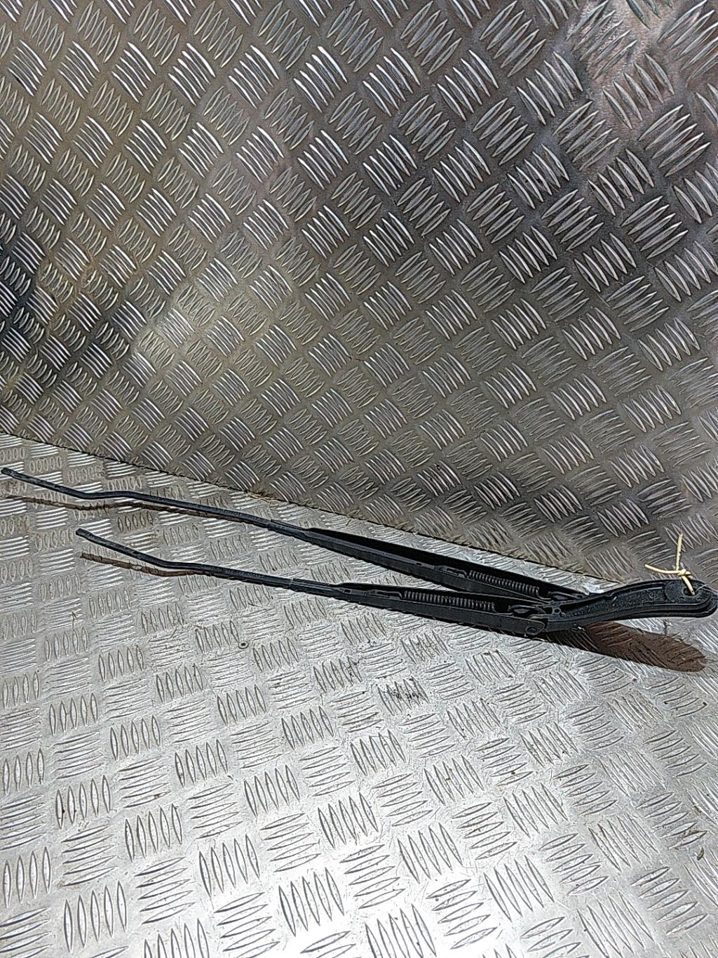 Braccio tergicristallo anteriore CITROEN C3 2 PHASE 2 Gasolina - 1
