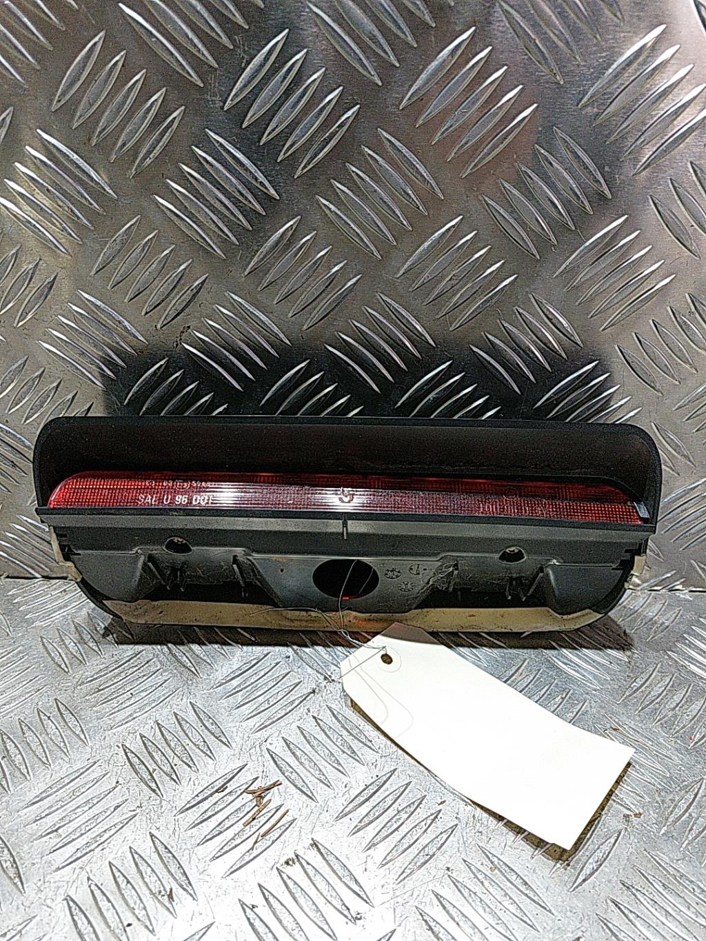 Luce stop centrale PEUGEOT 106 PHASE 2 Gasolina - 1
