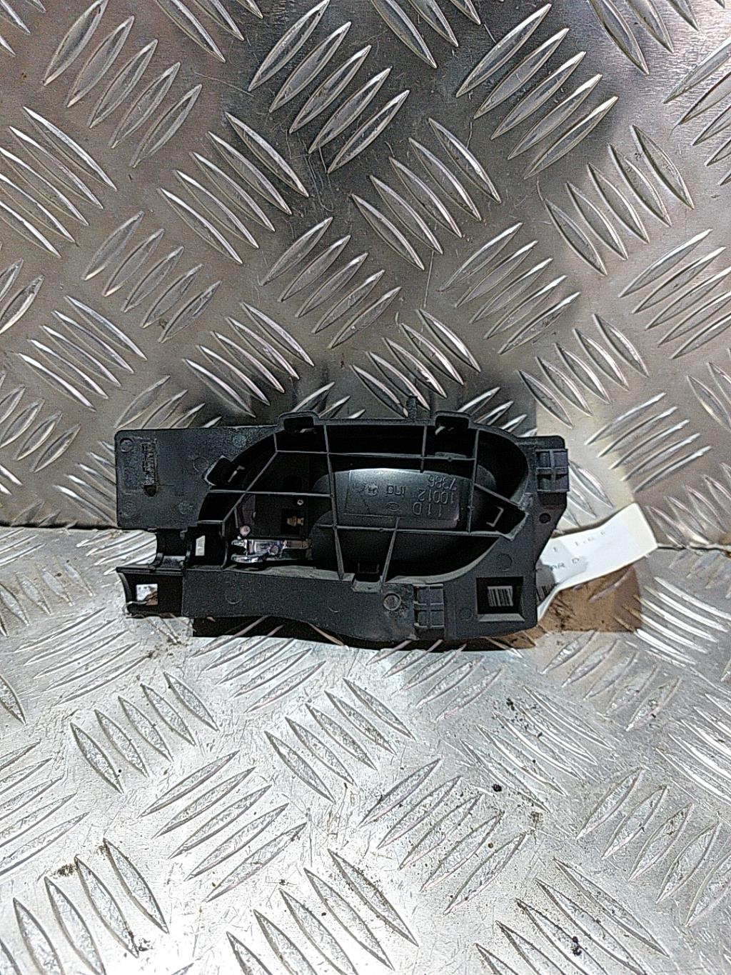 Maniglia interna posteriore destra CITROEN C4 1 PHASE 1 Diésel - 1