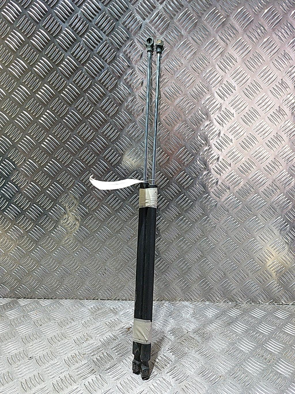 Verin de capot PEUGEOT 106 PHASE 2 Essence - 1