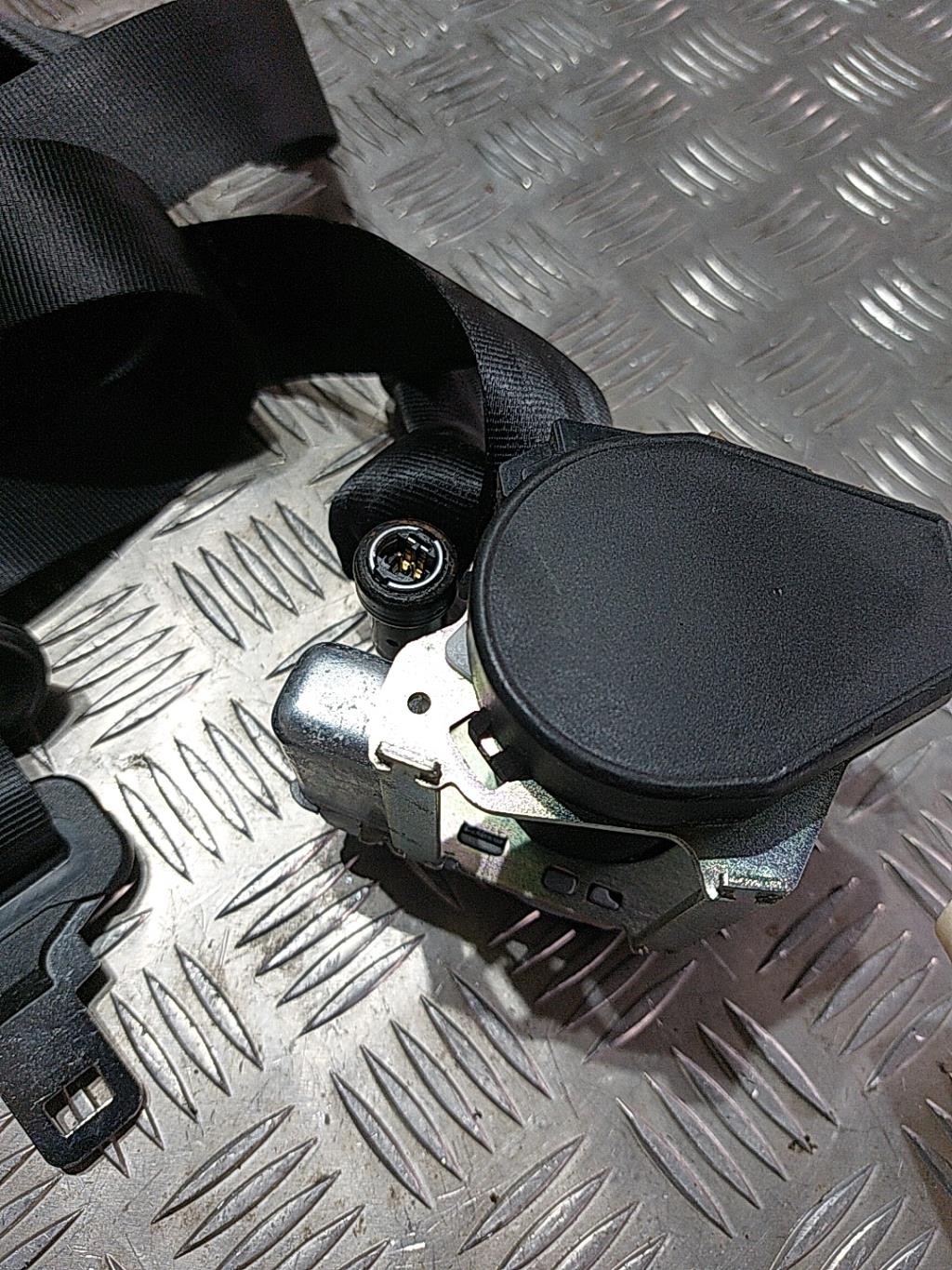 Cintura di sicurezza posteriore destra RENAULT MEGANE 3 PHASE 1 Diésel - 1