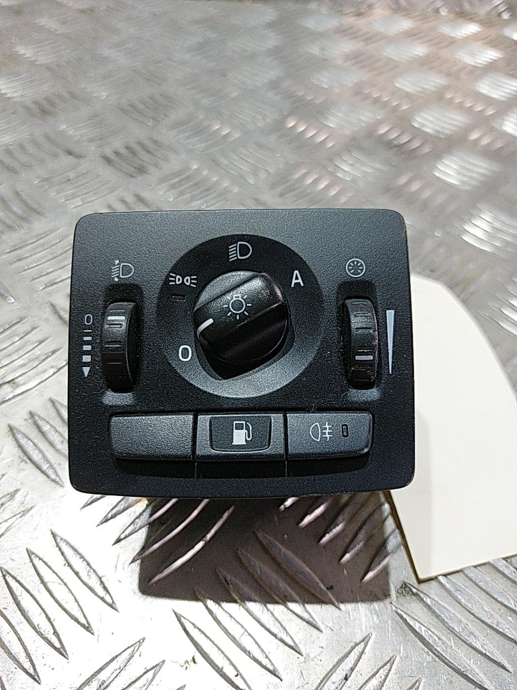 Commande de phare VOLVO S 40 2 PHASE 2 Diesel - 1