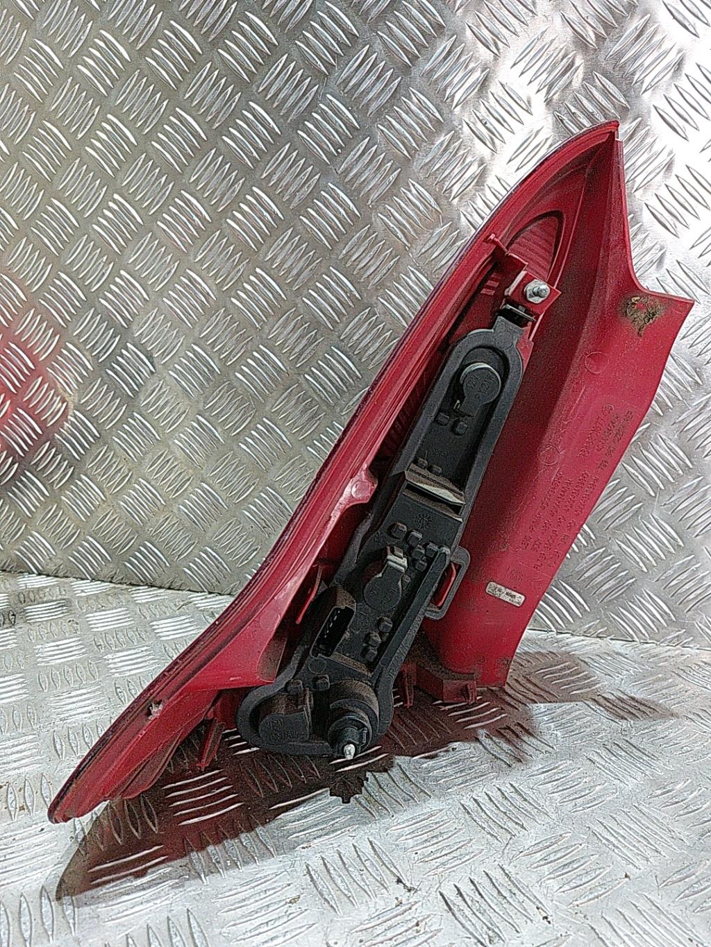 Fanale posteriore principale destro (luci) CITROEN C4 1 PHASE 1 COUPE Diésel - 1
