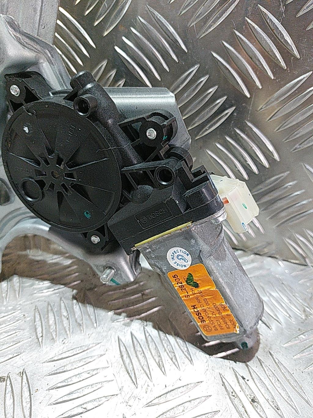 Alzacristalli elettrico posteriore destro HYUNDAI I 10 2 PHASE 2 Gasolina - 1