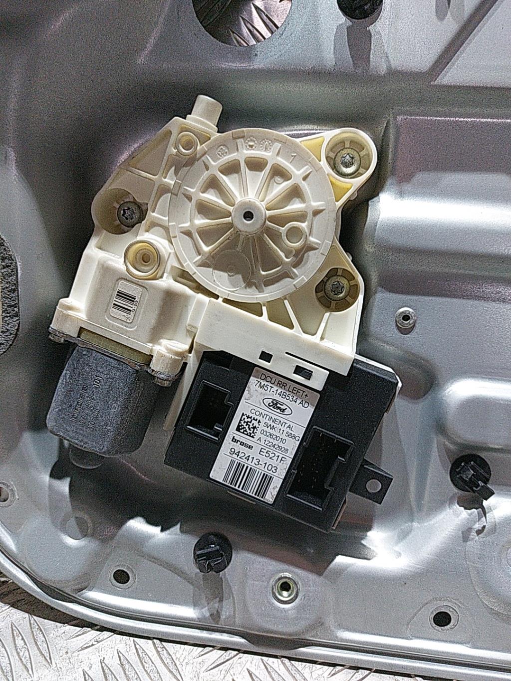 Alzacristalli elettrico posteriore sinistro FORD FOCUS 2 PHASE 2 Diésel - 1