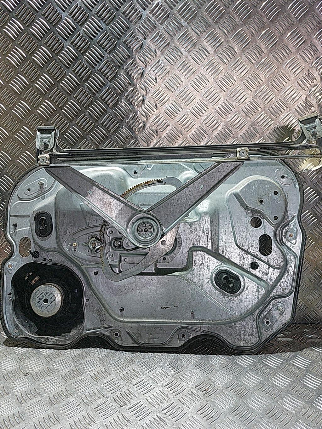 Alzacristalli elettrico anteriore sinistro FORD FOCUS 2 PHASE 2 Diésel - 1