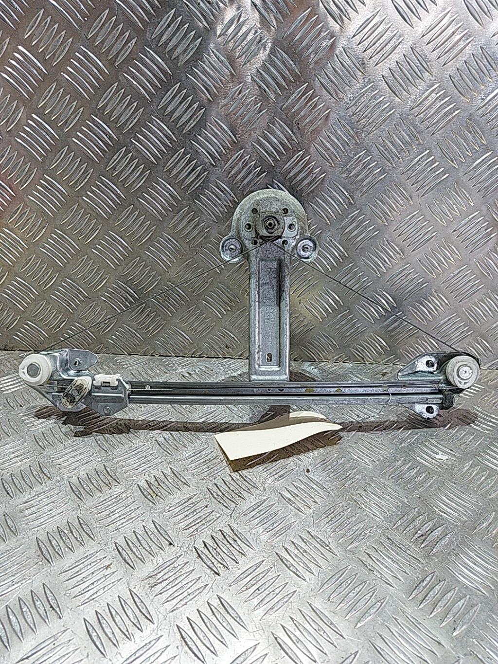 Alzacristalli manuale posteriore destro OPEL ASTRA H PHASE 1 Gasolina - 1