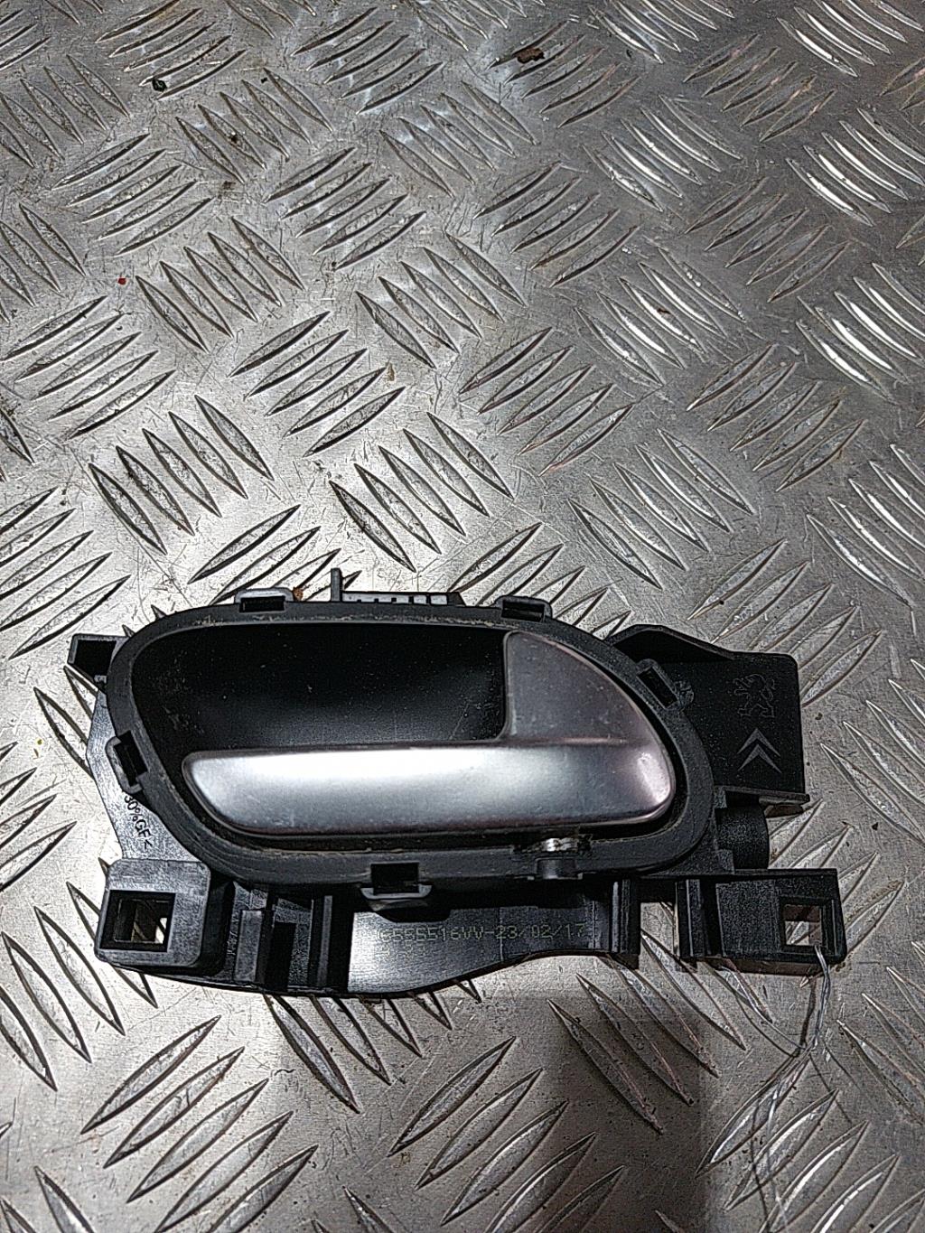 Maniglia interna anteriore destra PEUGEOT 208 1 PHASE 2 Diésel - 1