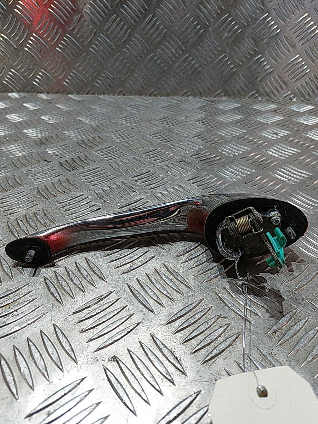 Maniglia portiera posteriore sinistra CHRYSLER PT CRUISER PHASE 1 BREAK Gasolina - 1