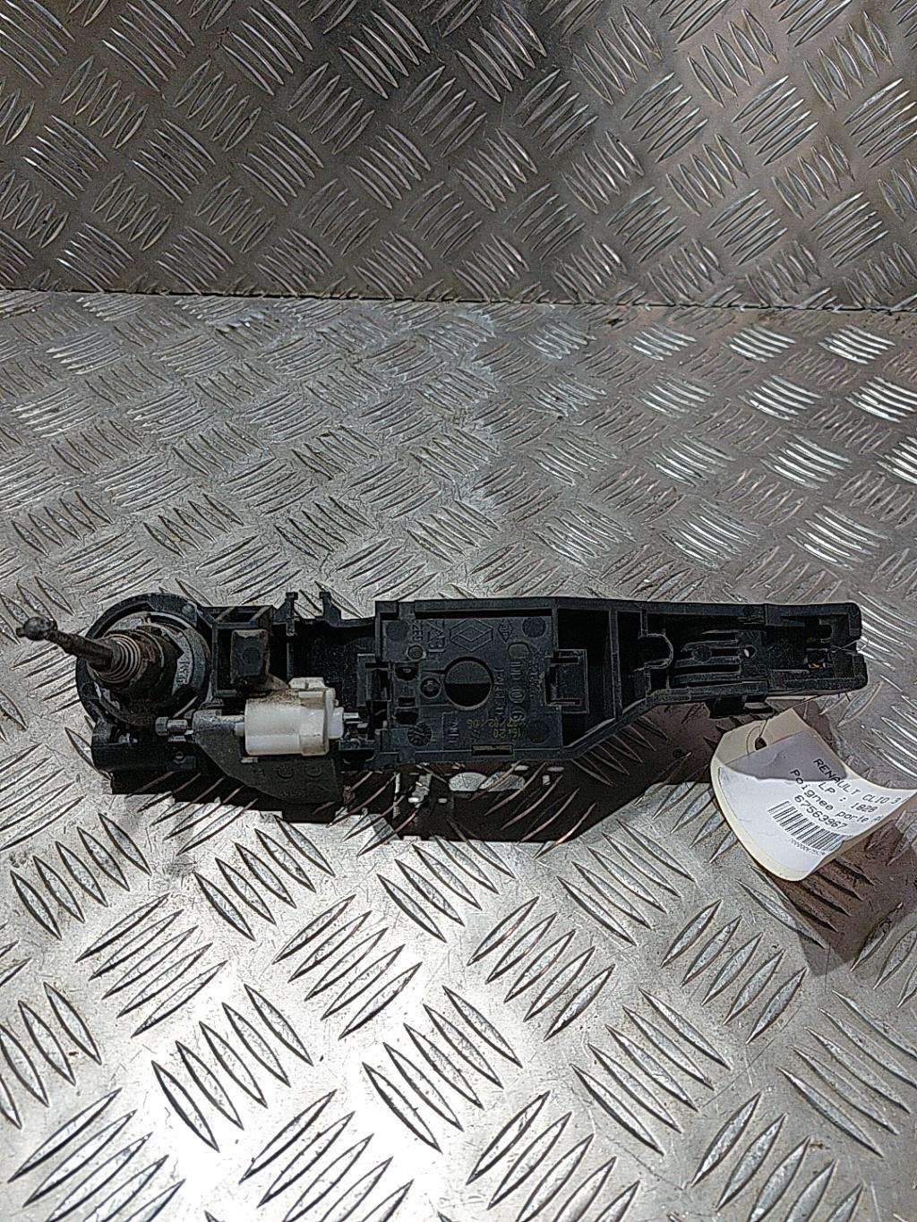 Maniglia portiera anteriore sinistra RENAULT CLIO 3 PHASE 1 Diésel - 1