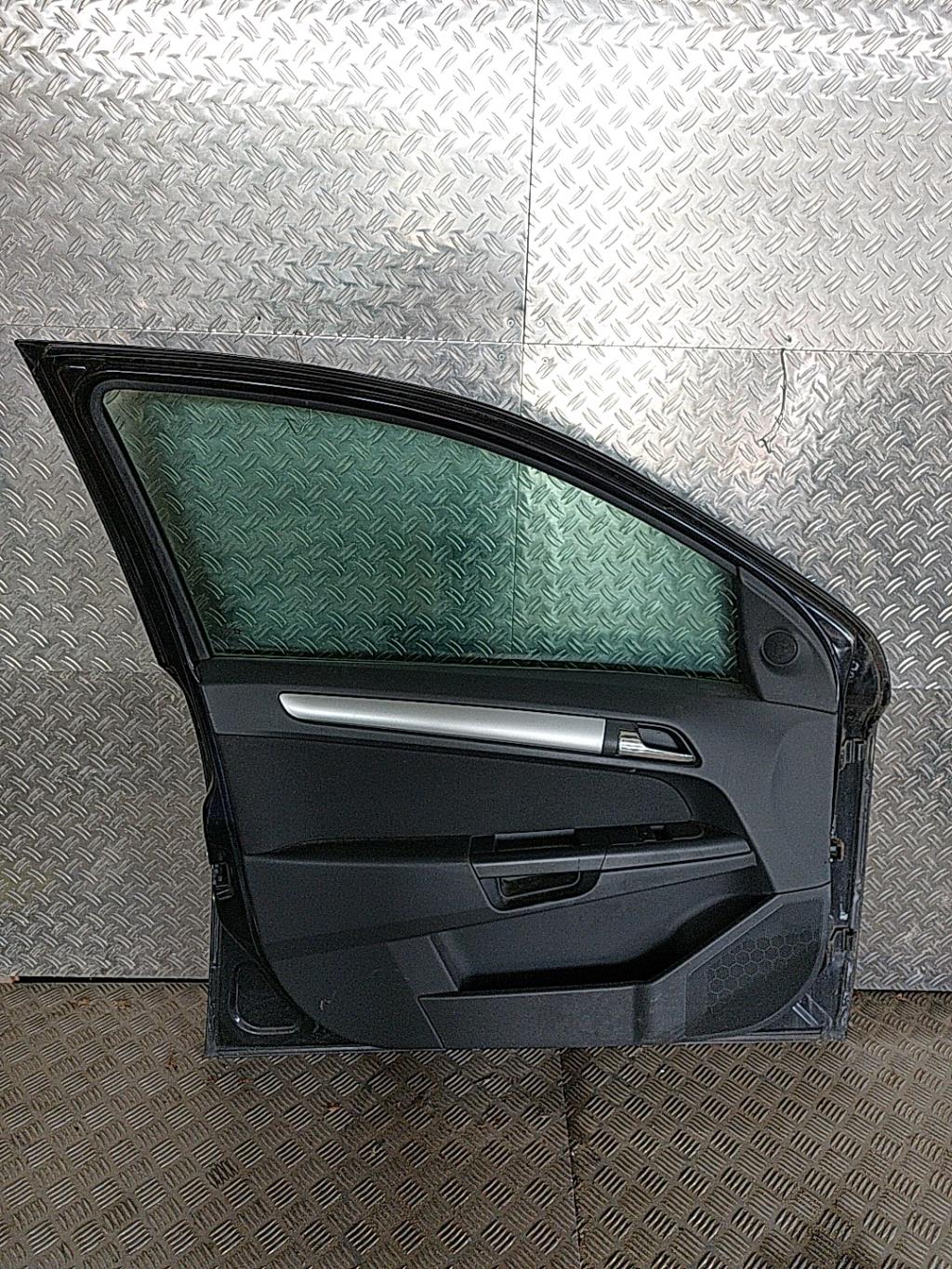 Portiera anteriore sinistra OPEL ASTRA H PHASE 1 Gasolina - 1