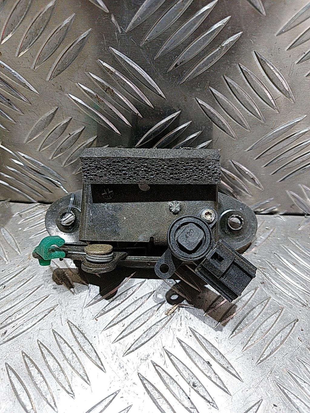 Serrure de hayon CHRYSLER PT CRUISER PHASE 1 BREAK Essence - 1