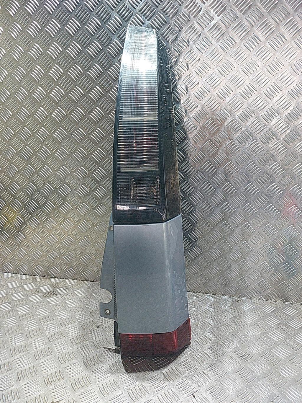 Fanale posteriore principale destro (luci) OPEL MERIVA A PHASE 2 Diésel - 1