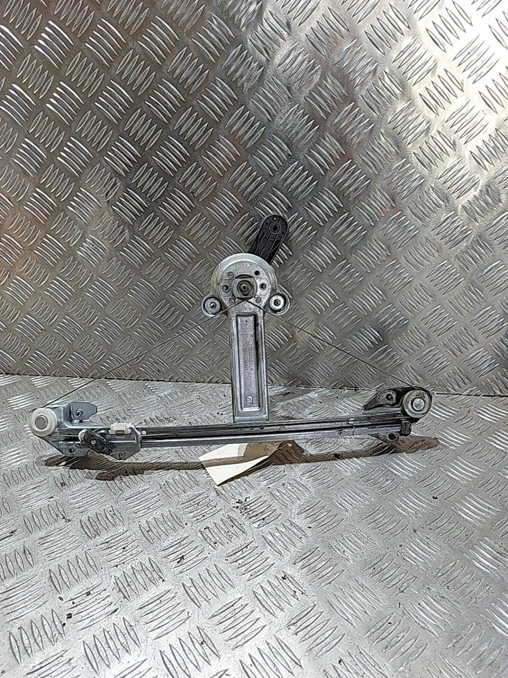 Alzacristalli manuale posteriore destro OPEL ASTRA H PHASE 2 Diésel - 1