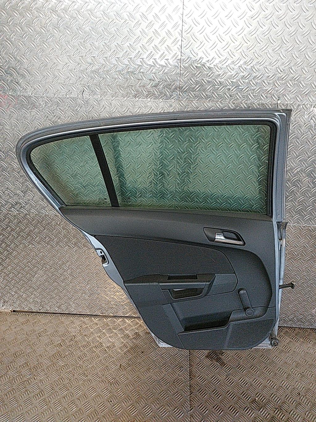 Portiera posteriore sinistra OPEL ASTRA H PHASE 2 Diésel - 1