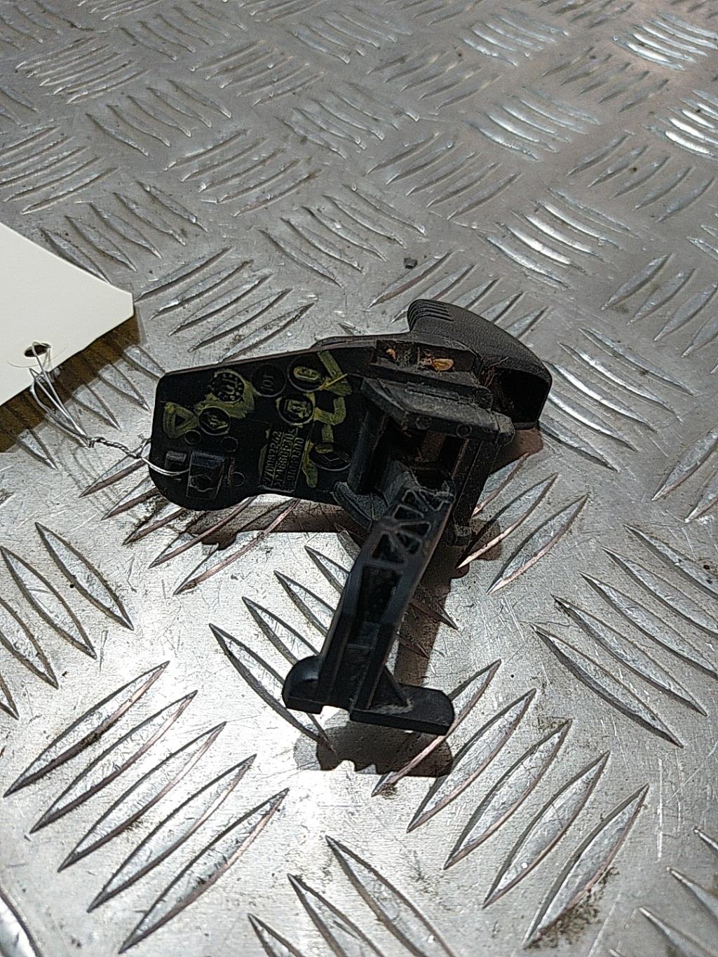 Attuatore serratura portiera anteriore destra RENAULT TWINGO 1 PHASE 2 Gasolina - 1