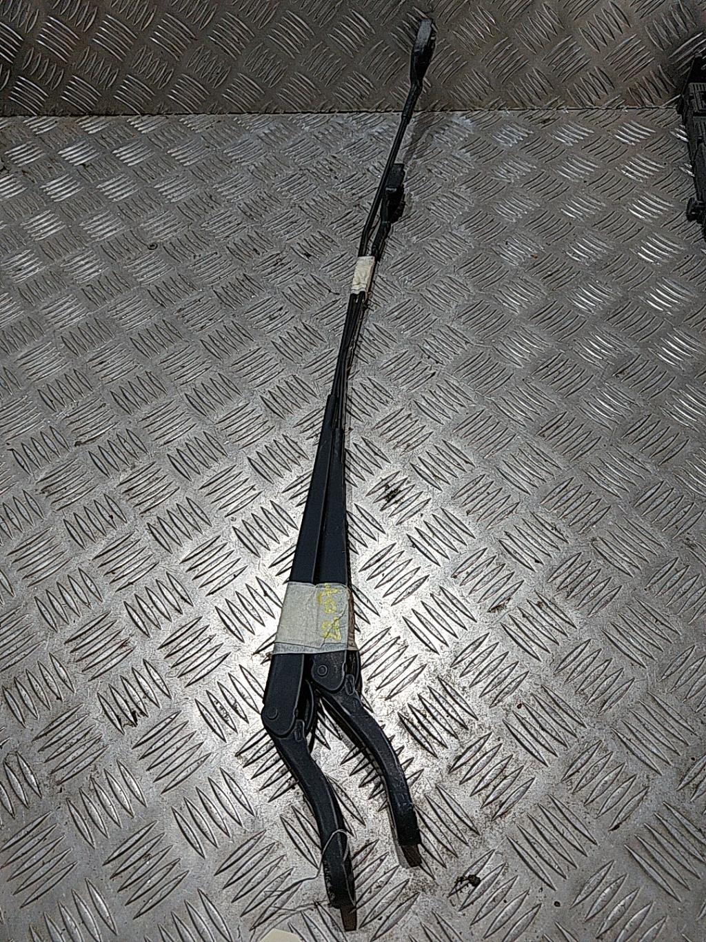 Braccio tergicristallo anteriore PEUGEOT 208 1 PHASE 1 Diésel - 1