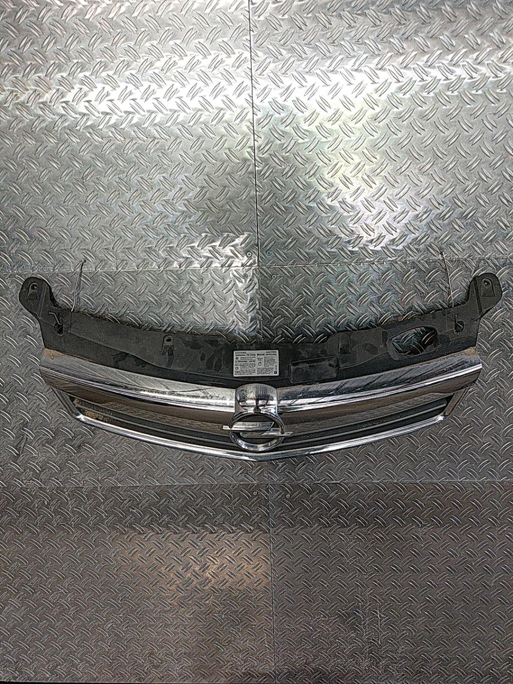 Calandre OPEL ASTRA H PHASE 2 Diesel - 1
