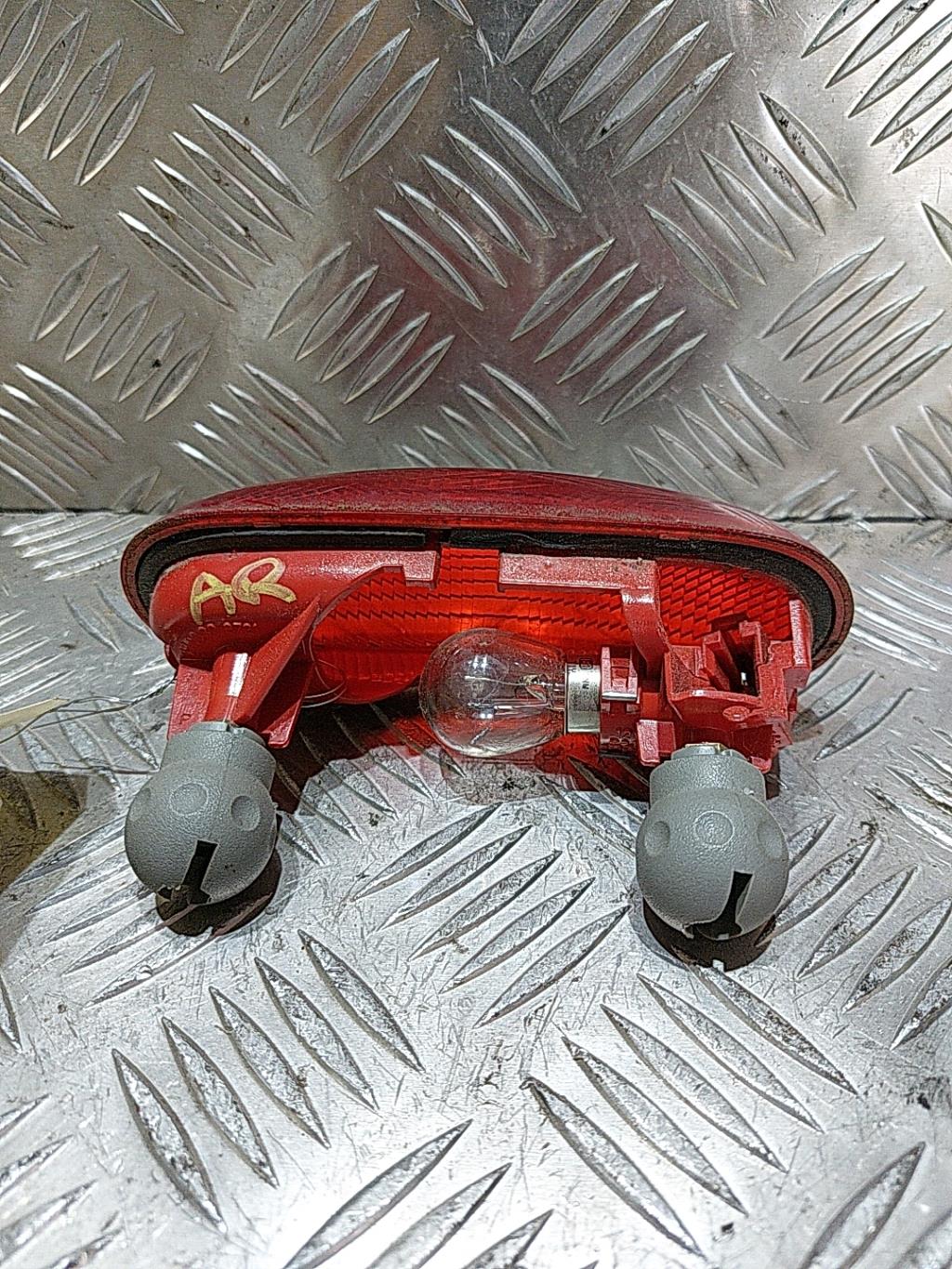 Luce stop centrale RENAULT KANGOO 1 PHASE 2 Diésel - 1