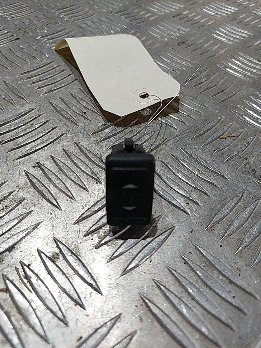 Interruttore lavacristalli anteriore destro FORD C-MAX 1 PHASE 2 Diésel - 1