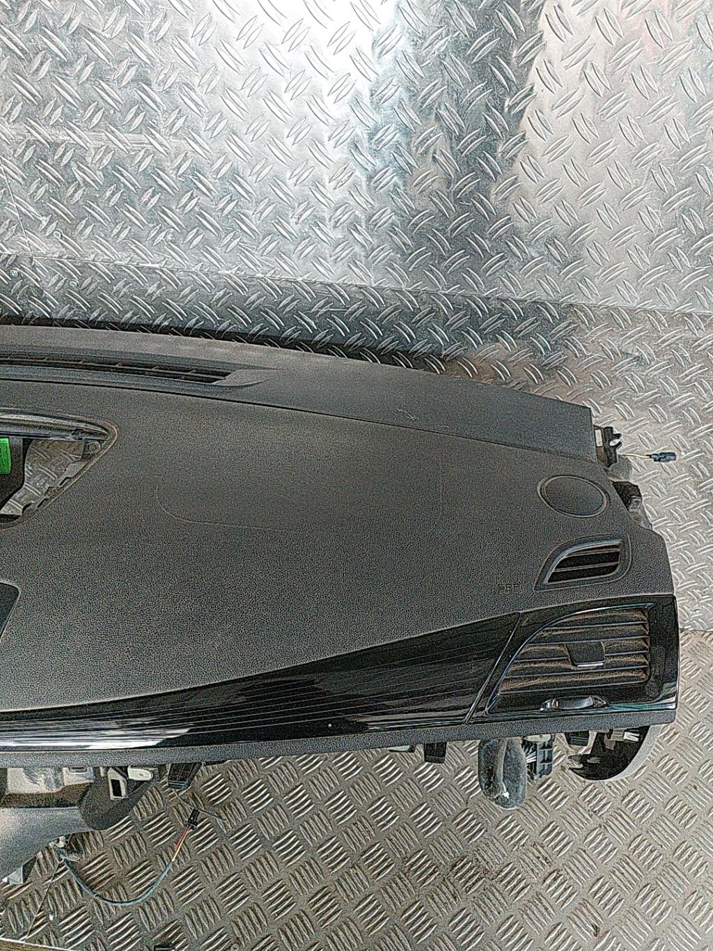 Planche de bord complete RENAULT MEGANE 3 PHASE 1 Diesel - 1