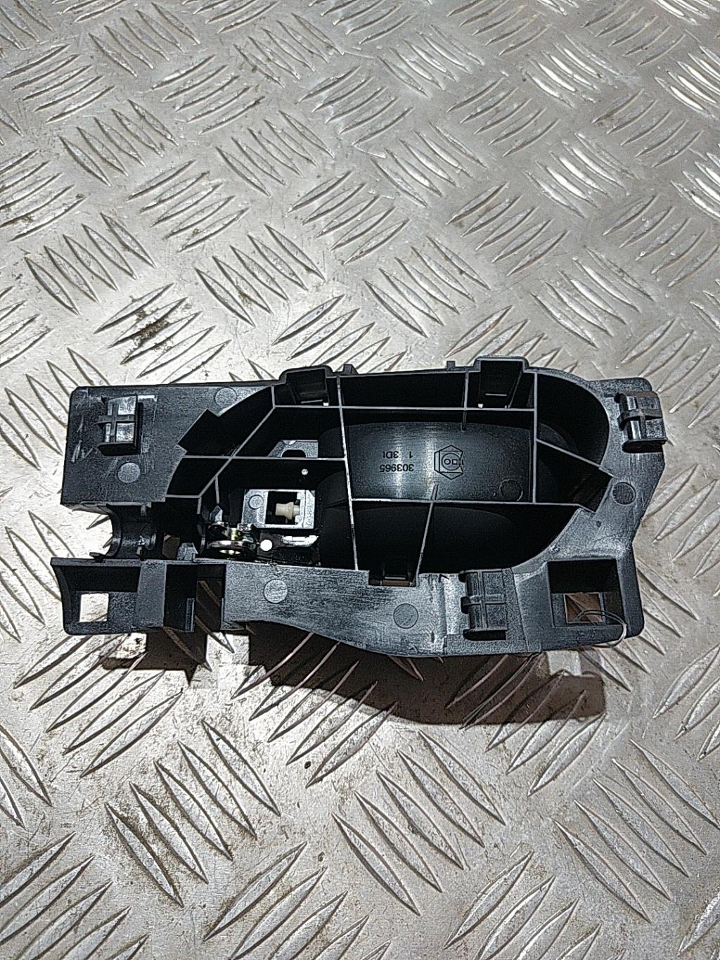 Maniglia interna anteriore destra PEUGEOT 207 PHASE 1 BREAK Diésel - 1