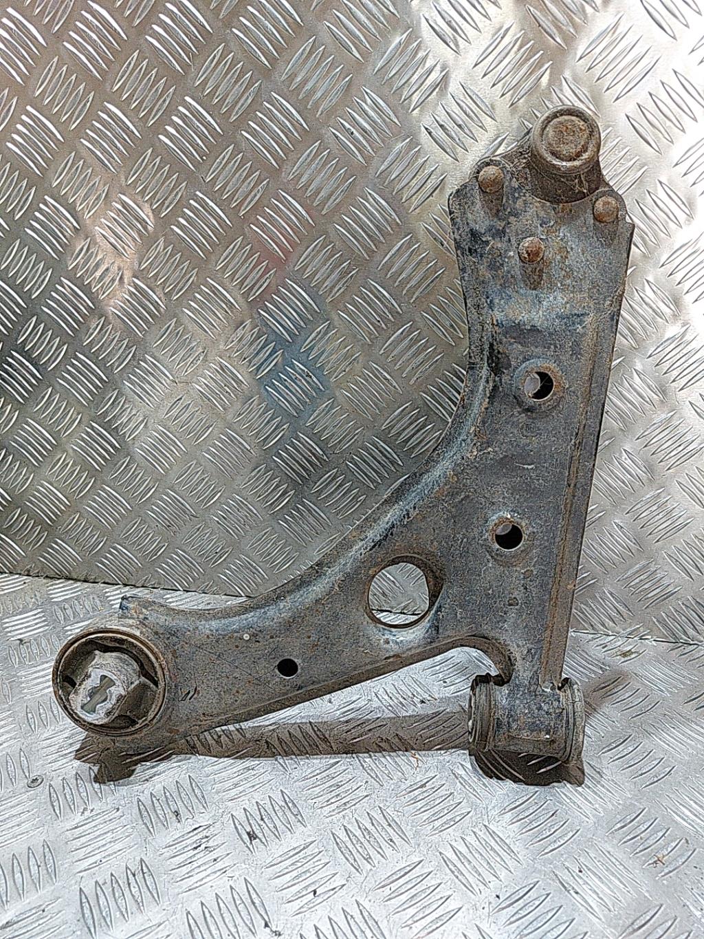 Triangolo anteriore destro PEUGEOT BIPPER Diésel - 1