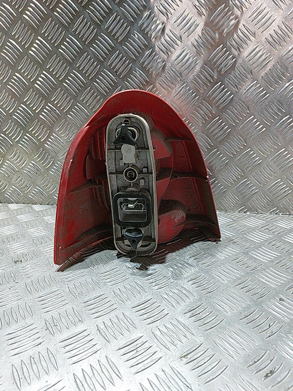 Fanale posteriore principale destro (luci) RENAULT TWINGO 1 PHASE 3 Gasolina - 1