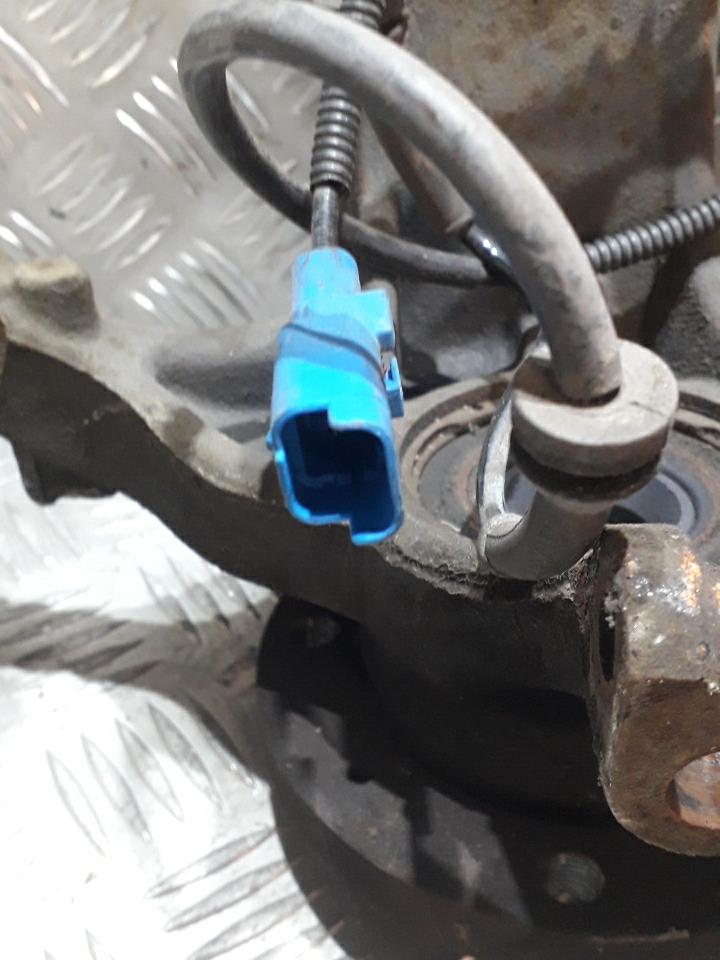 Mozzo anteriore sinistro CITROEN C3 2 PHASE 1 Gasolina - 1