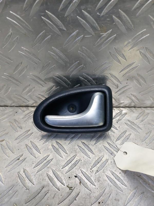 Maniglia interna posteriore destra RENAULT CLIO 2 PHASE 2 Diésel - 1