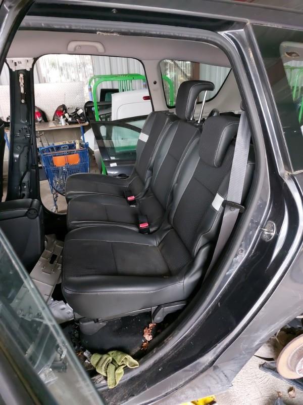 Sedile posteriore sinistro RENAULT GRAND SCENIC 3 PHASE 1 Diésel - 1
