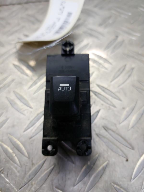 Interruttore lavacristalli anteriore destro KIA CEE-D 2 PHASE 1 Diésel - 1