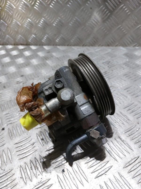 Pompe de direction TOYOTA RAV4 2 PHASE 2 Diesel - 1