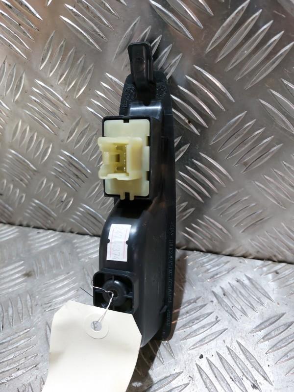 Interruttore lavacristalli posteriore sinistro RENAULT CLIO 4 PHASE 1 BREAK Diésel - 1