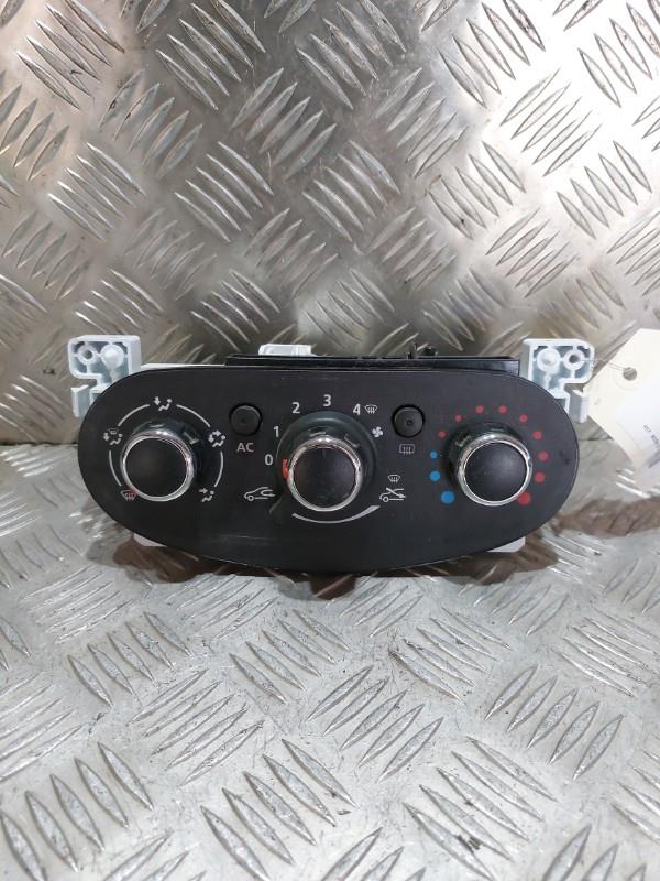 Commande chauffage DACIA SANDERO 2 PHASE 1 Essence - 1