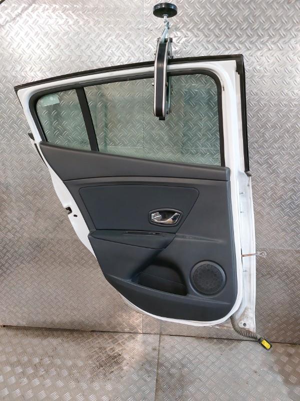 Portiera posteriore sinistra RENAULT MEGANE 3 PHASE 3 Diésel - 1