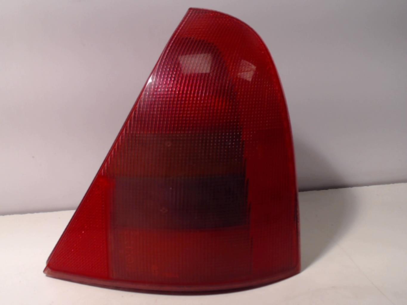 Fanale posteriore principale destro (luci) RENAULT CLIO 2 PHASE 1 Gasolina - 1