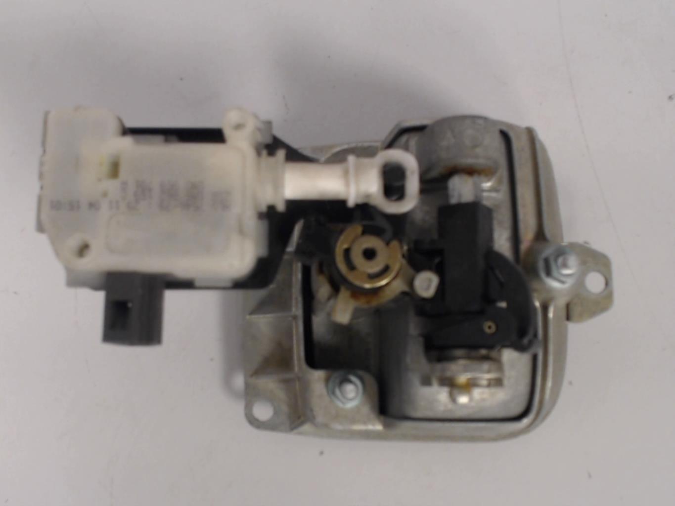 Attuatore serratura portellone posteriore SEAT IBIZA 3 PHASE 1 Diésel - 1